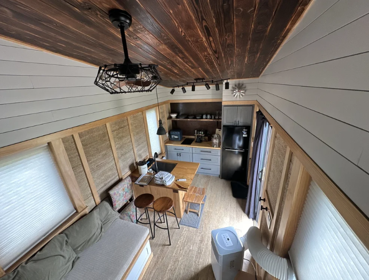 Screenshot 2025-11-10 at 9.00.06 AM